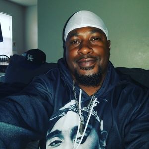 Meet your Posher, Cliff